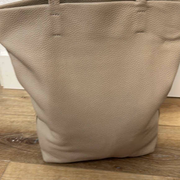 Quince taupe Italian tall cow leather tote bag - Picture 5 of 16